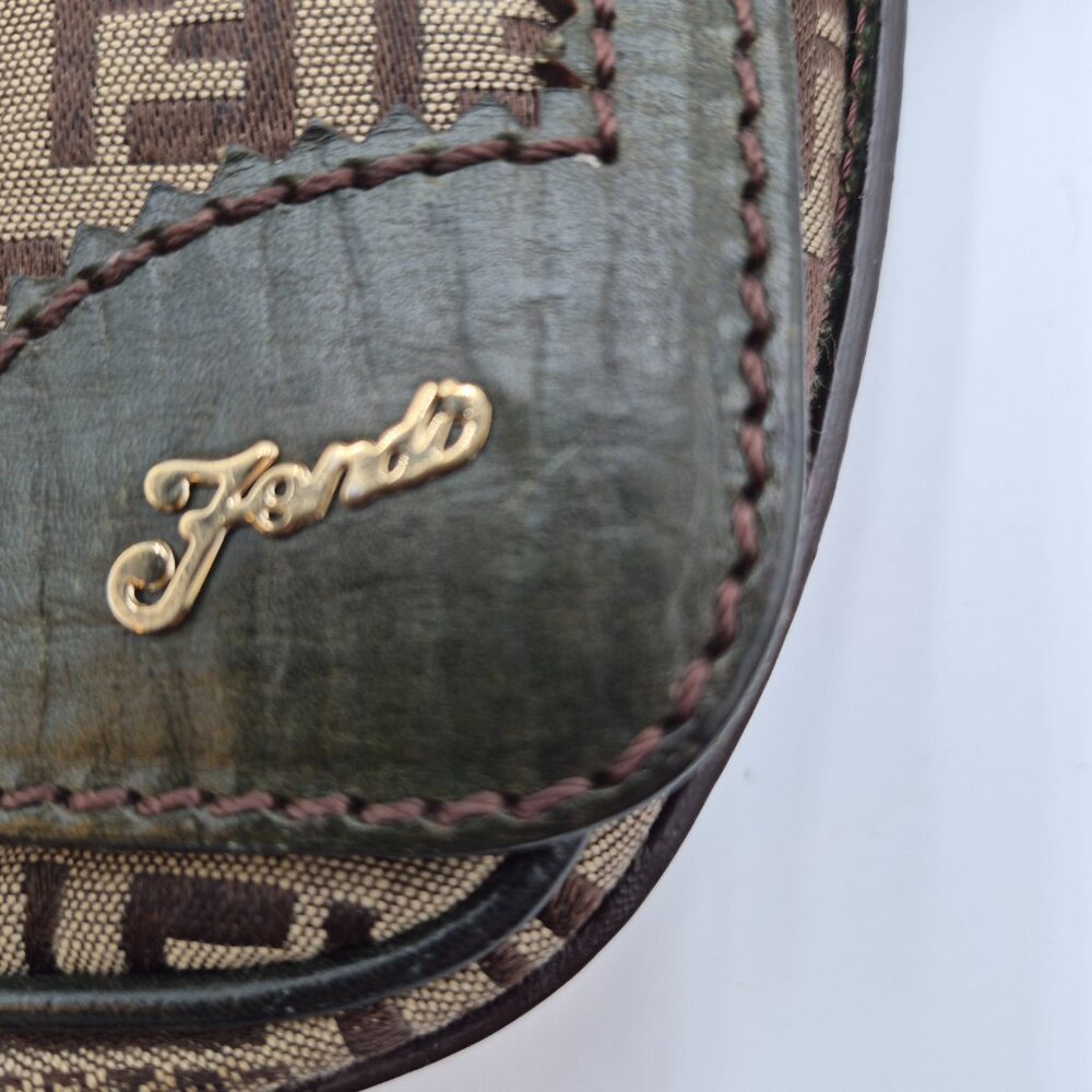 Vintage FENDI Monogram canvas Baguette with COA - Picture 11 of 14